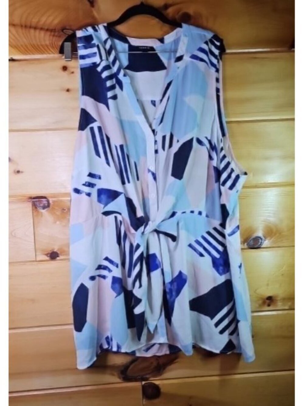 Torrid Women Plus Size 5 Georgette Peplum Knot Waist Geometric Top